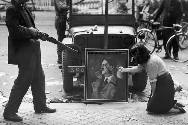 Hitler Statues In Germany