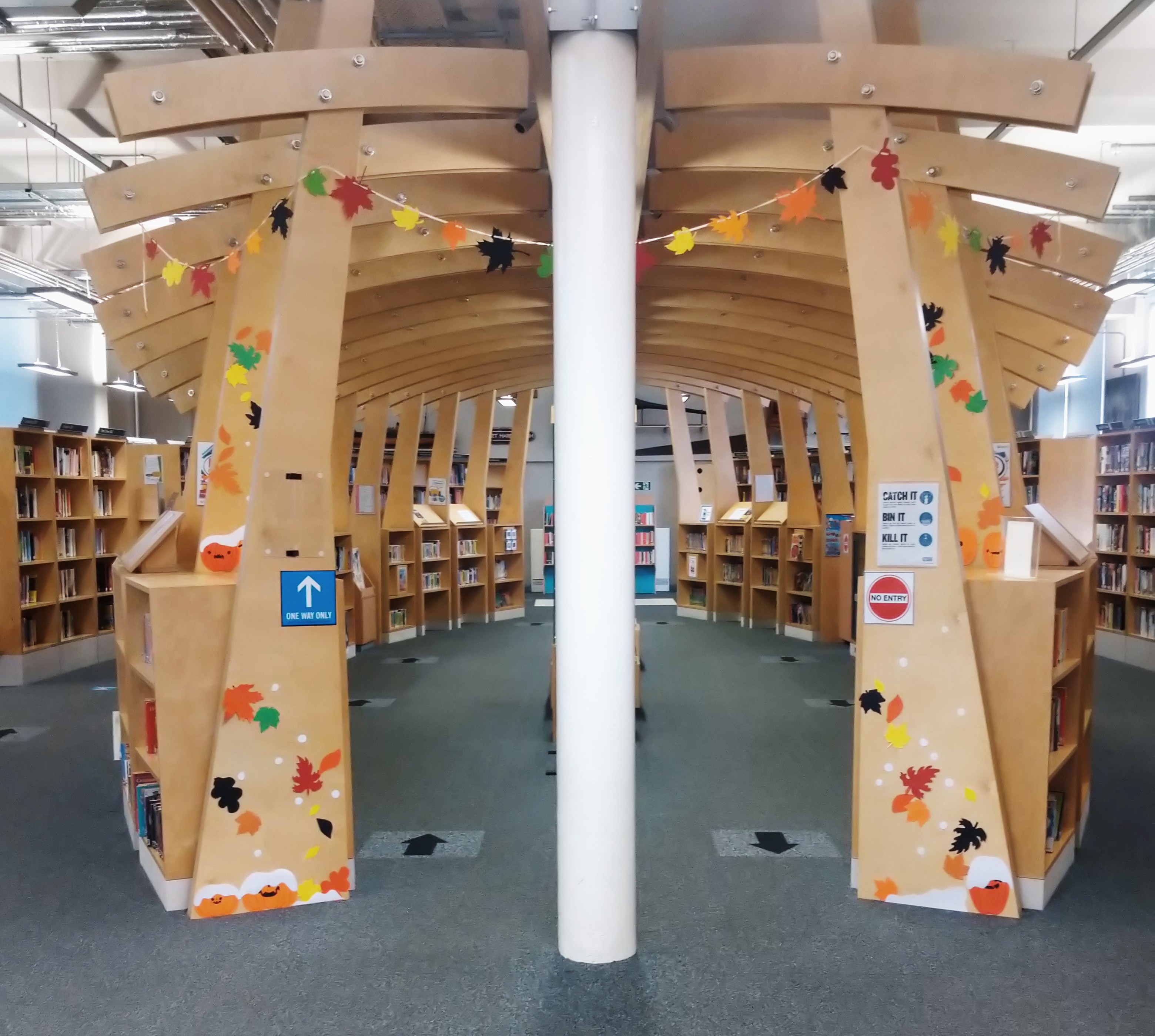 What Is The Difference Between A Museum And A Library?